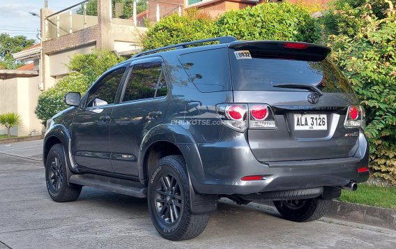 2015 Toyota Fortuner  2.4 G Diesel 4x2 AT in Angeles, Pampanga