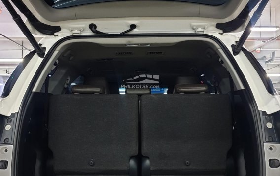 2018 Toyota Fortuner  2.4 V Diesel 4x2 AT in Quezon City, Metro Manila-13