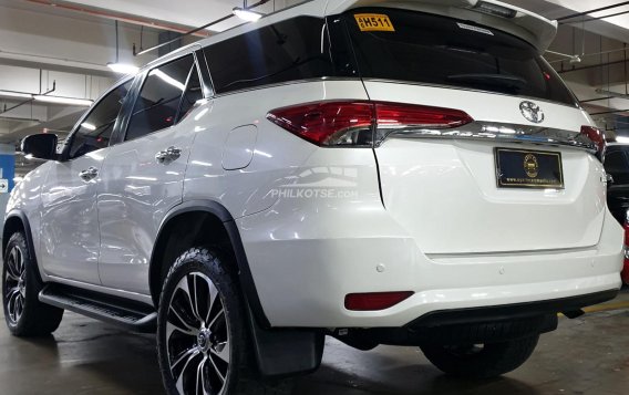 2018 Toyota Fortuner  2.4 V Diesel 4x2 AT in Quezon City, Metro Manila-16