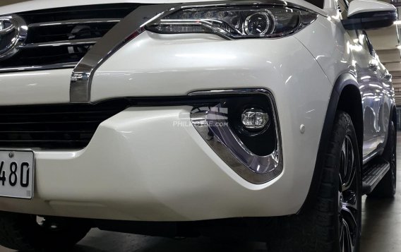 2018 Toyota Fortuner  2.4 V Diesel 4x2 AT in Quezon City, Metro Manila-3