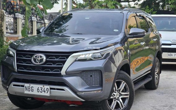 2019 Toyota Fortuner in Caloocan, Metro Manila-12