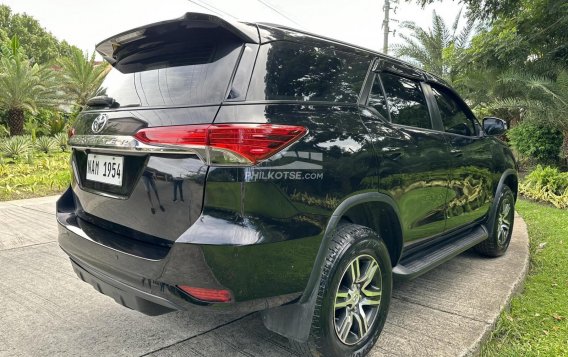 2018 Toyota Fortuner  2.7 G Gas A/T in Las Piñas, Metro Manila-11