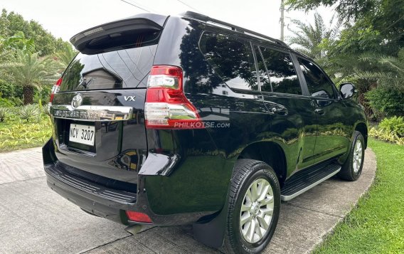 2017 Toyota Land Cruiser Prado 4.0 4x4 AT (Gasoline) in Las Piñas, Metro Manila-14