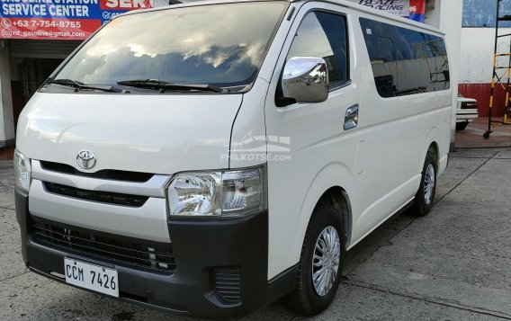 2016 Toyota Hiace  Commuter 3.0 M/T in Quezon City, Metro Manila-7