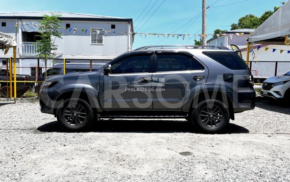 2016 Toyota Fortuner in Pasay, Metro Manila-4