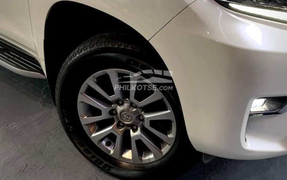 2021 Toyota Land Cruiser Prado 4.0 4x4 AT (Gasoline) in Manila, Metro Manila-12
