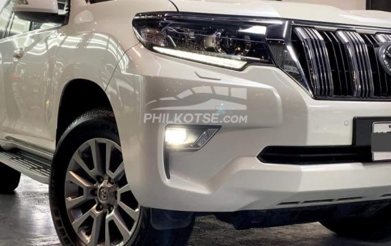 2021 Toyota Land Cruiser Prado 4.0 4x4 AT (Gasoline) in Manila, Metro Manila-11