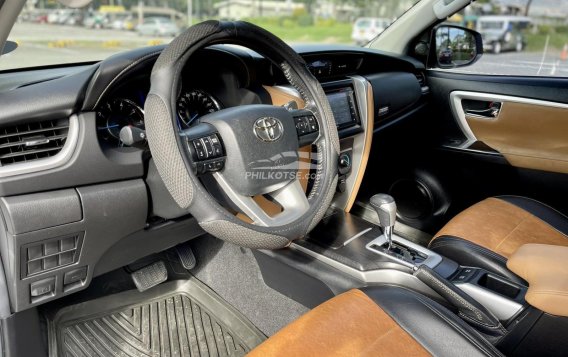 2016 Toyota Fortuner in Makati, Metro Manila-11
