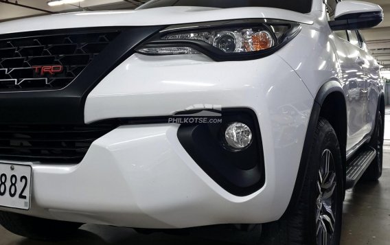 2018 Toyota Fortuner  2.4 G Diesel 4x2 MT in Quezon City, Metro Manila-20