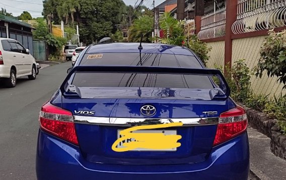 Selling White Toyota Vios 2017 in Quezon City-2