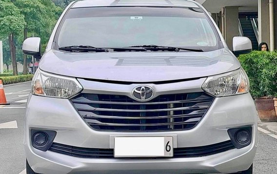 Sell White 2018 Toyota Avanza in Makati-1