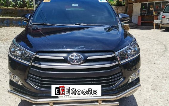 White Toyota Innova 2017 for sale in Manual