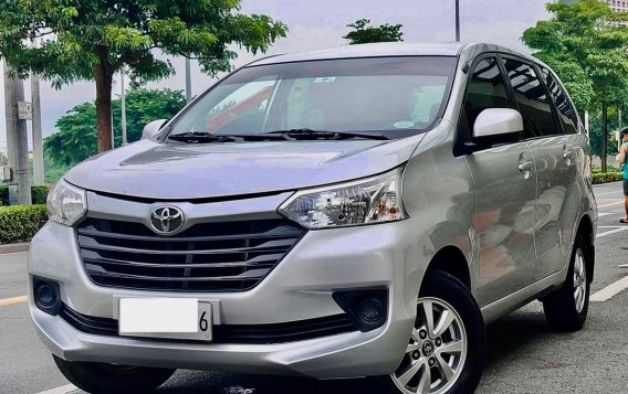 Sell White 2018 Toyota Avanza in Makati-3