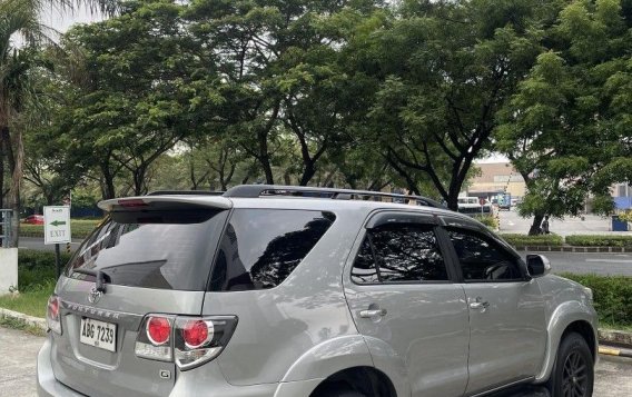 Yellow Toyota Fortuner 2016 for sale in Makati-7