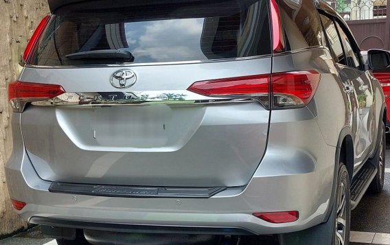 Silver Toyota Fortuner 2017 for sale in Automatic-4