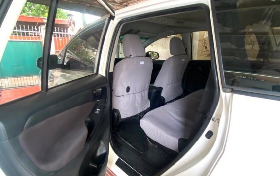 Pearl White Toyota Innova 2017 for sale in Cebu City-6