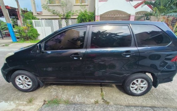 Sell White 2015 Toyota Avanza in Cainta-3