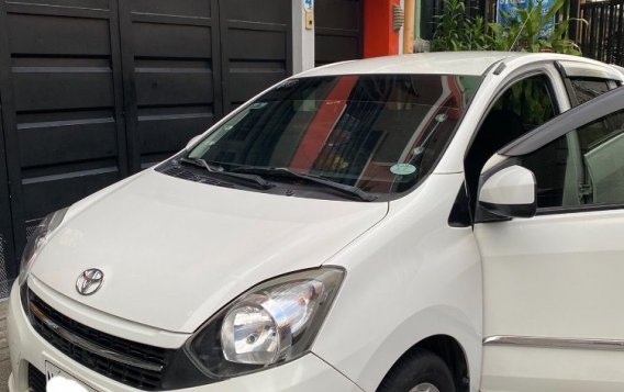Selling White Toyota Wigo 2017 in Taguig-6