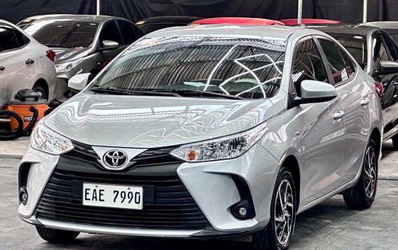 Sell White 2022 Toyota Vios in Parañaque-1