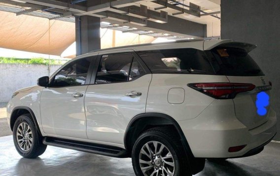 Sell White 2022 Toyota Fortuner in Balayan-1