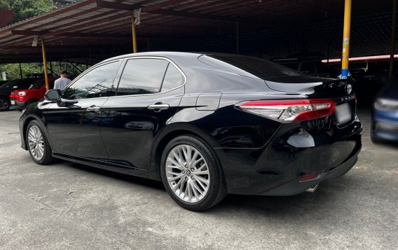 Selling White Toyota Camry 2020 in Pasig-3