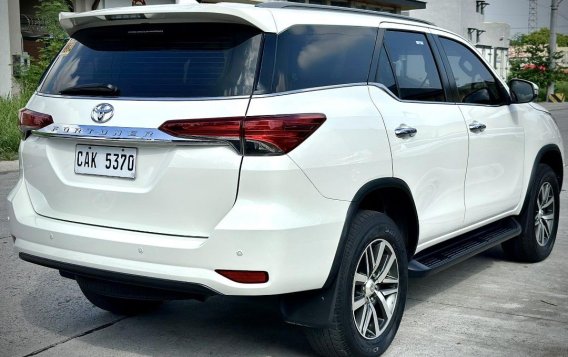 Pearl White Toyota Fortuner 2018 for sale in Automatic-5