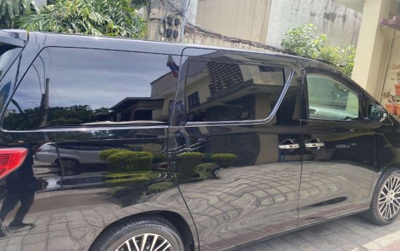 Green Toyota Alphard 2011 for sale in Automatic-2