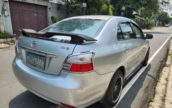 Sell Silver 2013 Toyota Vios in Quezon City-3