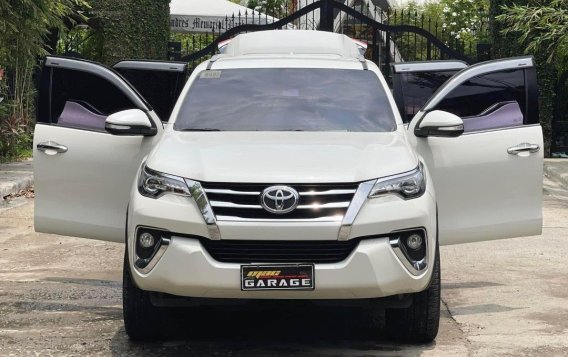 White Toyota Fortuner 2017 for sale in Manila-1