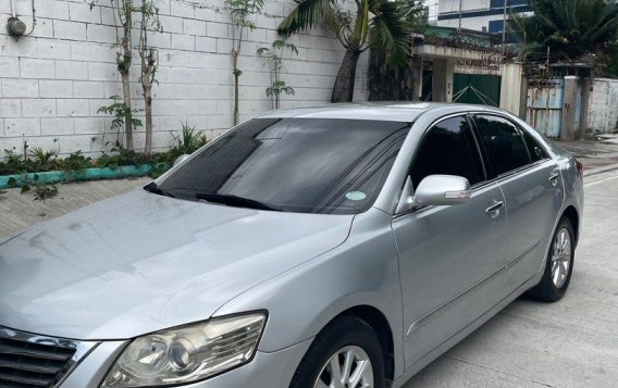 Selling White Toyota Camry 2010 in Quezon City-3