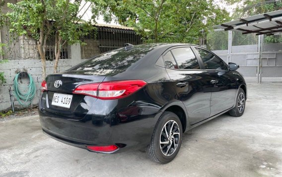 Selling White Toyota Vios 2022 in Quezon City-3
