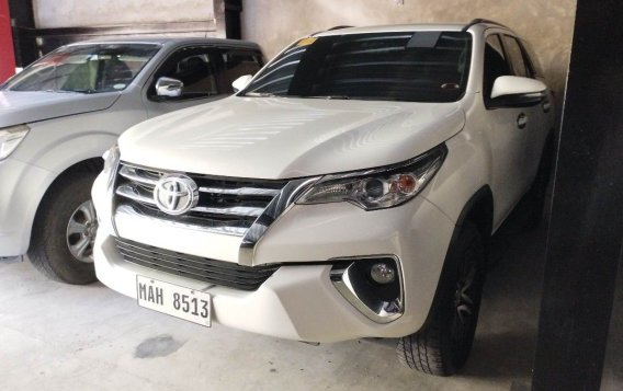 White Toyota Fortuner 2018 for sale in Automatic-1