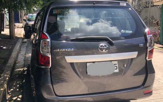 Sell White 2017 Toyota Avanza in Quezon City-3