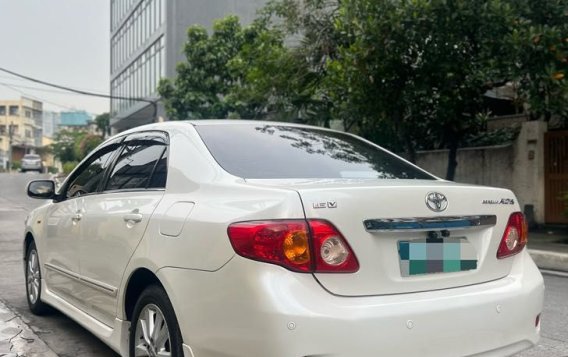 Selling Pearl White Toyota Altis 2010 in Pasig-2