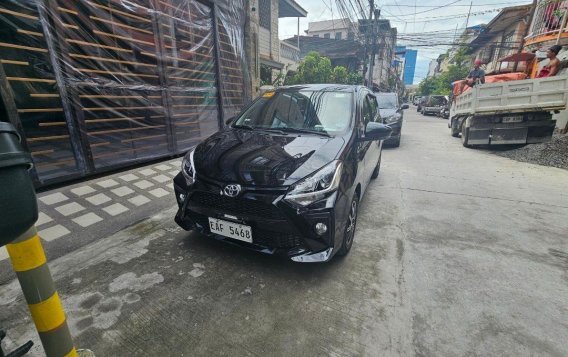 Sell White 2023 Toyota Wigo in Makati-3