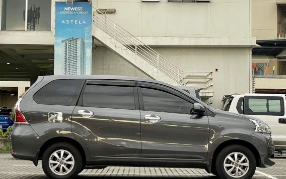 Sell White 2016 Toyota Avanza in Makati-4