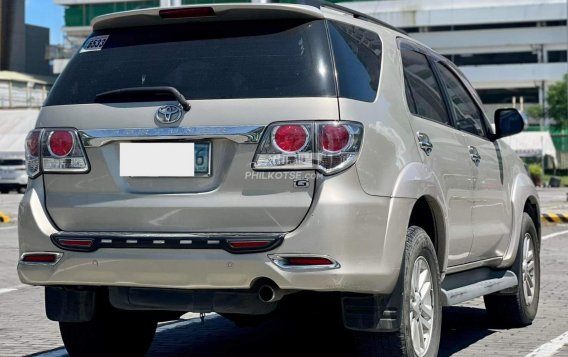 2012 Toyota Fortuner  2.7 G Gas A/T in Makati, Metro Manila-17