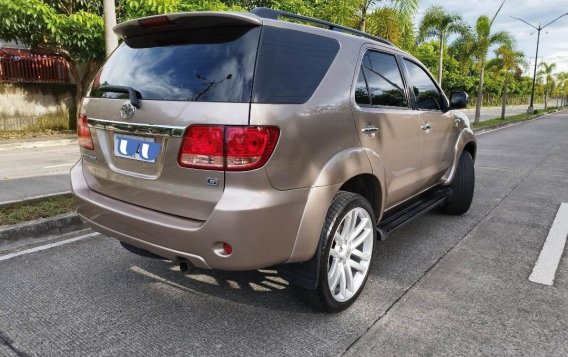 Selling Yellow Toyota Fortuner 2006 in General Trias-5