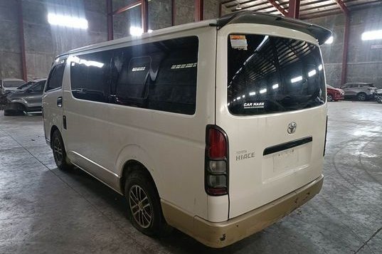 White Toyota Hiace 2016 for sale in Manual-1