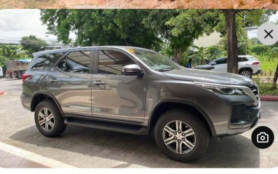 Sell White 2022 Toyota Fortuner in Makati-9