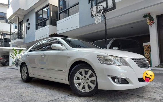Selling Pearl White Toyota Camry 2009 in Quezon City-8