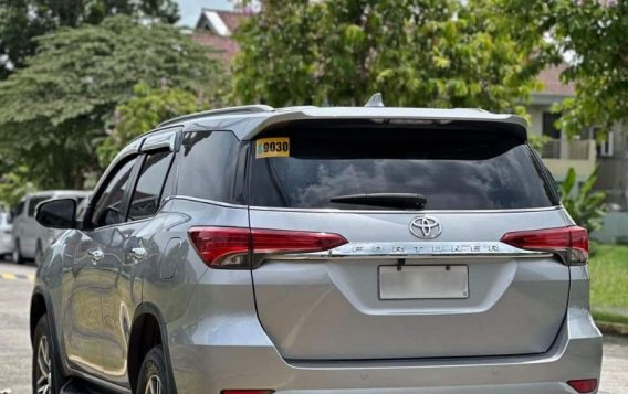 Sell Silver 2017 Toyota Fortuner in Manila-5