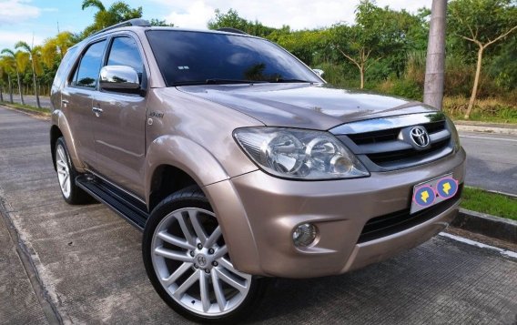 Selling Yellow Toyota Fortuner 2006 in General Trias