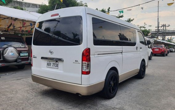 Selling White Toyota Hiace 2018 in Marikina-5