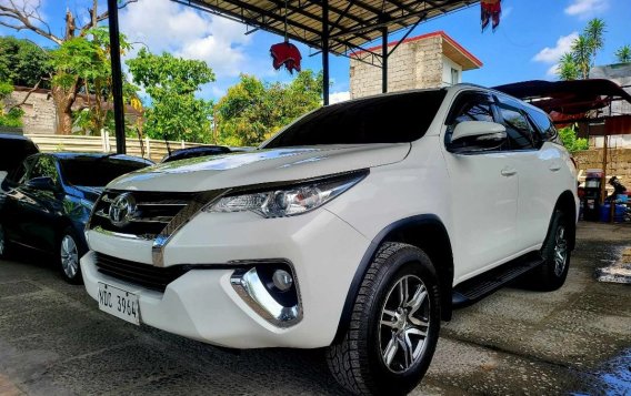 White Toyota Fortuner 2017 for sale in Cainta-6