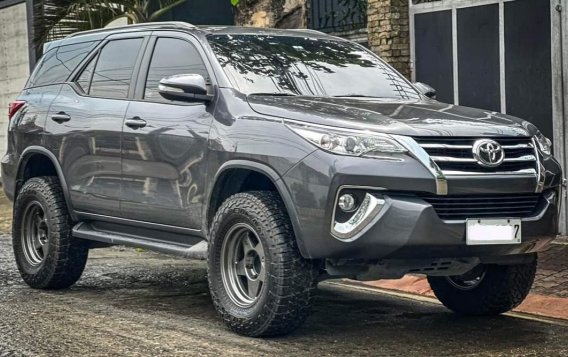 White Toyota Fortuner 2018 for sale in Manila