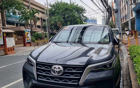 Sell White 2022 Toyota Fortuner in Makati