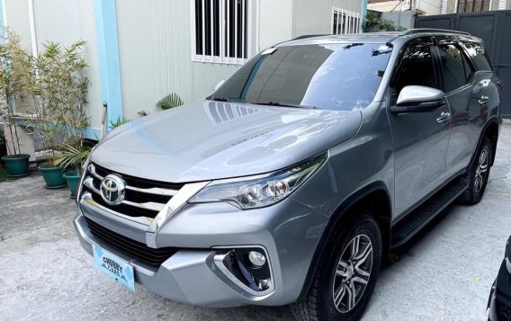 Silver Toyota Fortuner 2018 for sale in Automatic-2