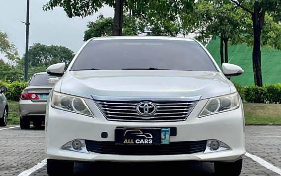 Pearl White Toyota Camry 2013 for sale in Makati