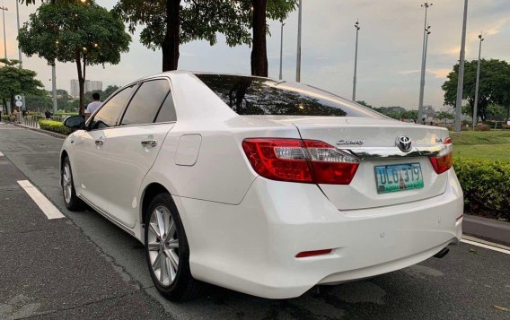 Pearl White Toyota Camry 2013 for sale in Pasig-2